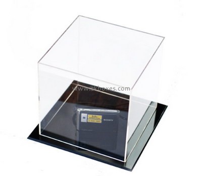 Bespoke clear acrylic display case BDC-990