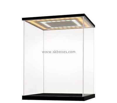 Plexiglass products supplier custom acrylic action figures lighted showcase BLD-062