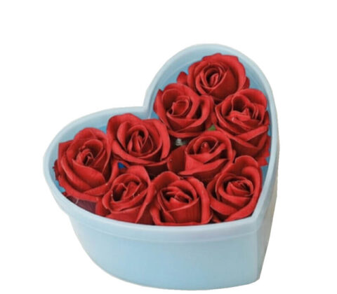 Custom acrylic heart shaped rose gift box